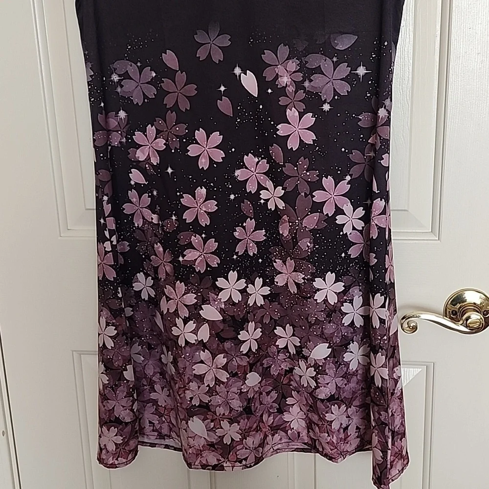 Dress - Picture 3 of 6